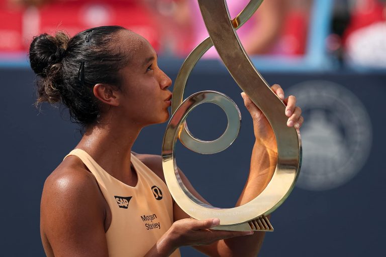 Leylah Fernandez dominates Kalinskaya to win DC Open