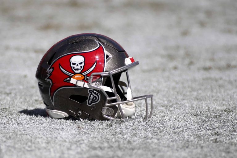 Buccaneers Coach Says 1 Rookie Has ‘Exceeded Expectations’