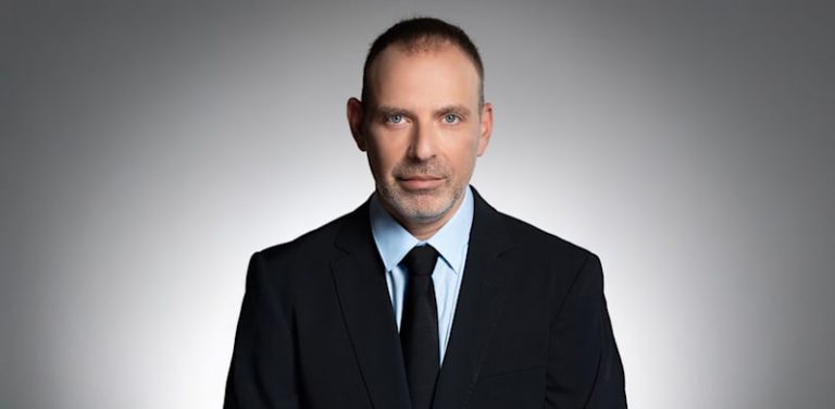 Pelephone offers NIS 2b to buy Hot Mobile
