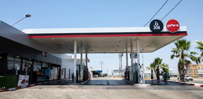 Delek Properties completes IPO at reduced valuation