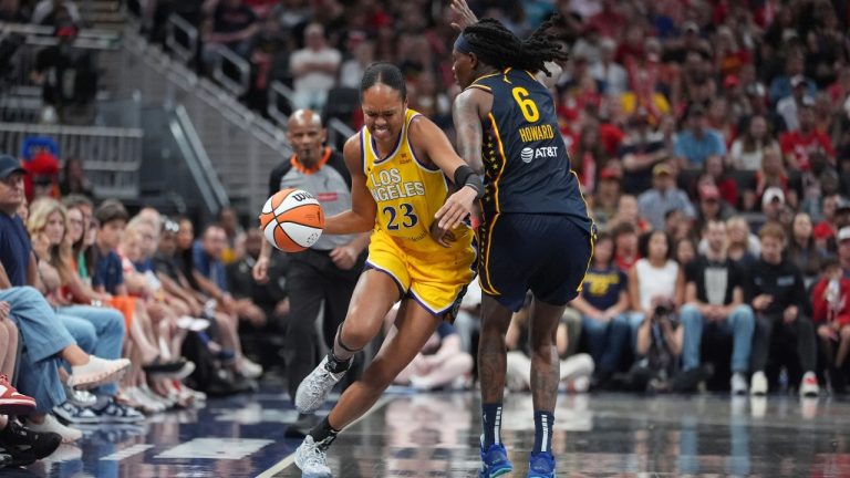 Azura Stevens’ double-double lifts Sparks over Fever