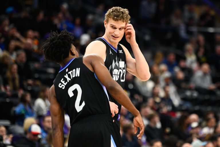 Jazz Take Firm Stance On Trading Lauri Markkanen
