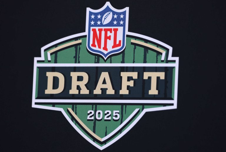 Insiders Name Top RB Prospect For 2026 NFL Draft