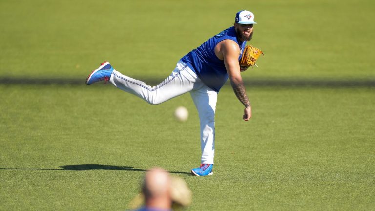 Blue Jays’ Alek Manoah slated to pitch in rehab game on Monday