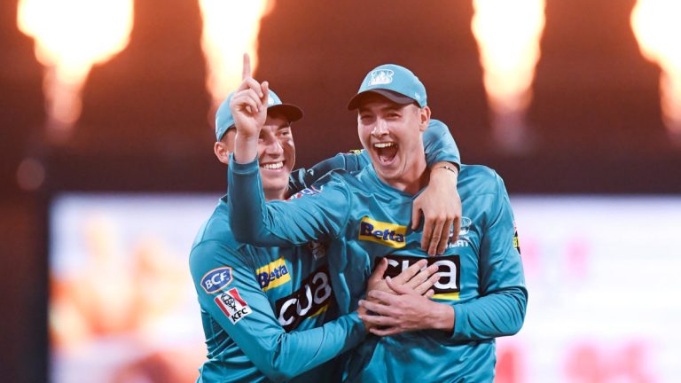 Renshaw pushes ODI claims as Australia A smash Sri Lankans with 105 balls to spare