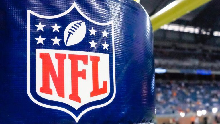 Lloyd Howell steps down as executive director of NFL Players Association