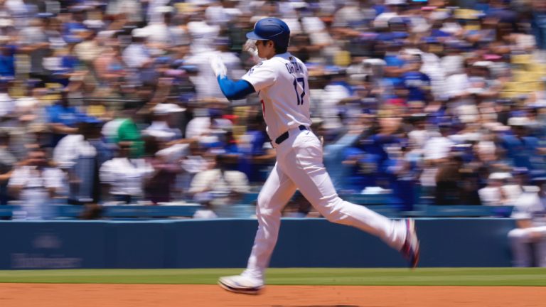 Ohtani homers in fifth consecutive game, tying a Dodgers franchise record