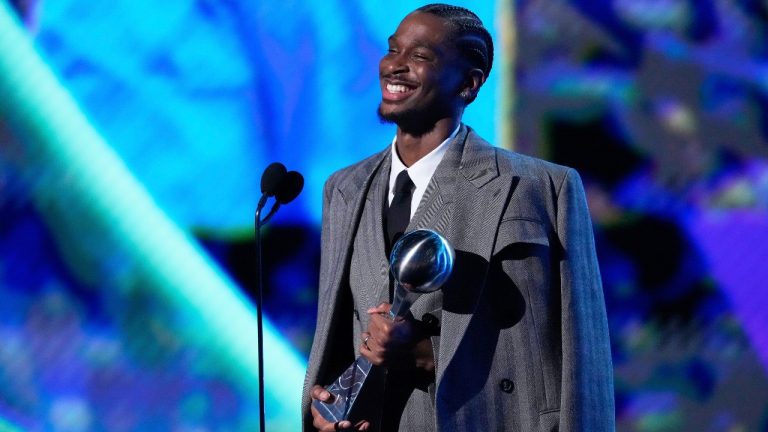 Canada’s Shai Gilgeous-Alexander wins best male athlete at ESPYS