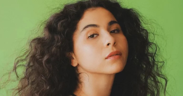 Silvana Estrada Announces New Album, Shares New Single ‘Dime’
