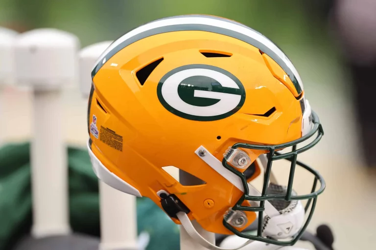 Packers Claim Veteran Running Back