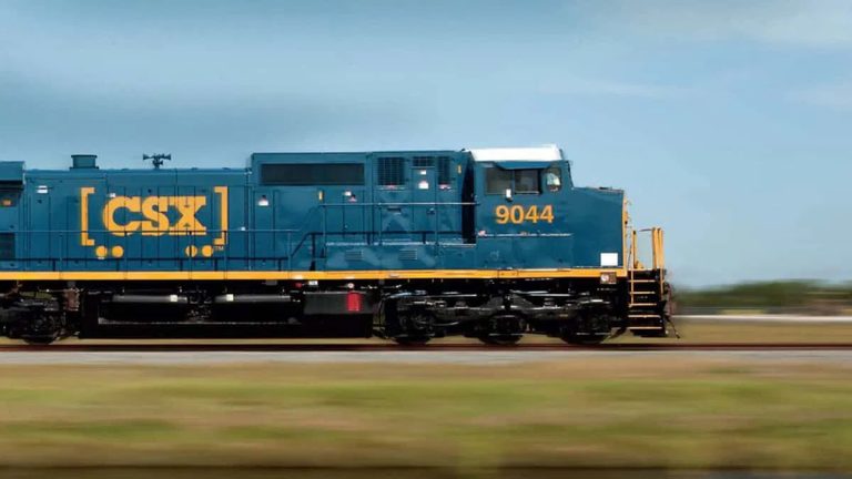 Weaker coal, carloads hit CSX earnings