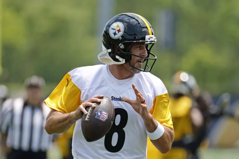 Early Betting Lines Show Aaron Rodgers Is Getting ‘Zero Respect’