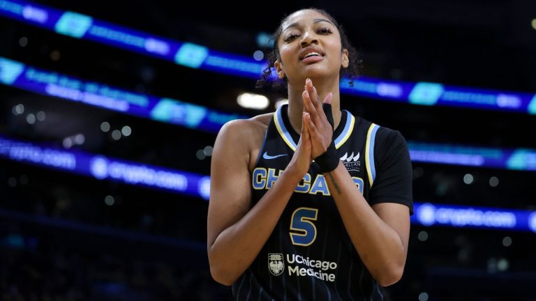 Allen scores 27, Reese has 13th double-double this season as Sky beat Wings