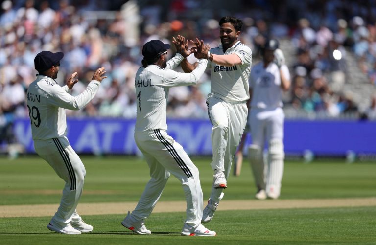 “Bagundi ra mama” – Shubman Gill cheers in Telugu for Nitish Kumar Reddy while bowling on Day 1 of 3rd ENG vs IND 2025 Test [Watch]