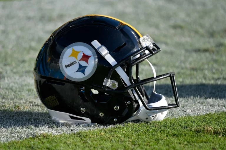 Nick Wright Believes 1 Steelers Player Is ‘Replaceable’