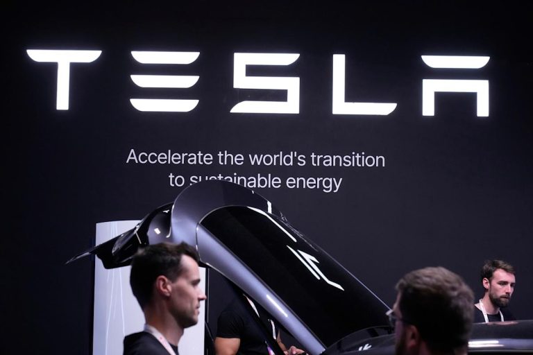 Tesla sell-off is overdone, this bull says