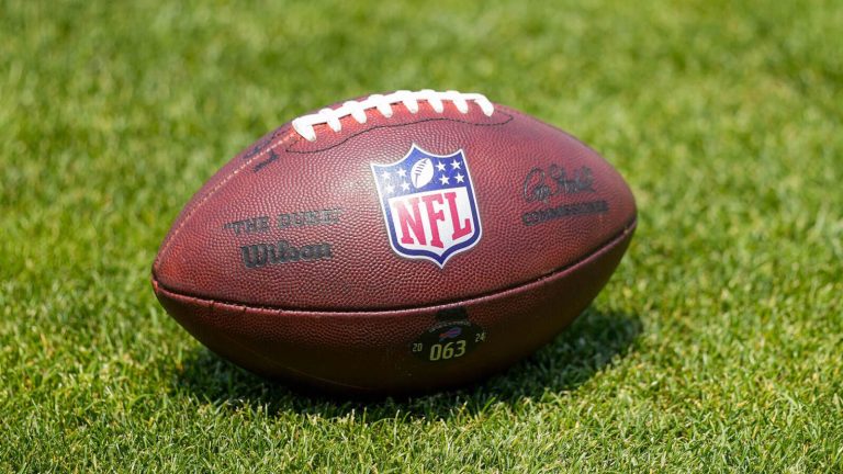 ESPN analyst says it is ‘silly’ that this player is not on the top NFL QBs list