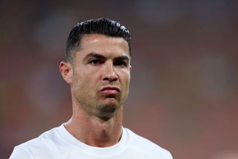 Colombia international rejects Al-Nassr despite phone call from Cristiano Ronaldo as he closes in on Premier League transfer: Reports