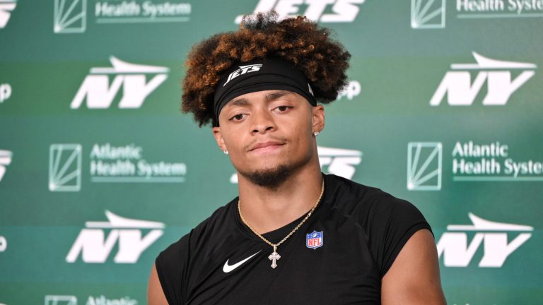 Insider shares promising update on Jets QB Justin Fields’ toe injury