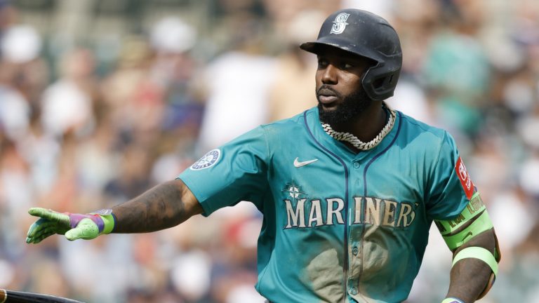 Mariners prove strength of lineup in season-best performance  
