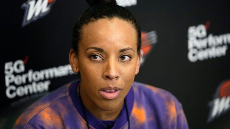 Former Mercury coach Nikki Blue files lawsuit for racial, gender discrimination