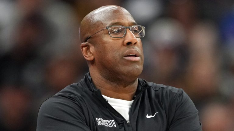 Mike Brown earns another high-stakes coaching job with Knicks hire