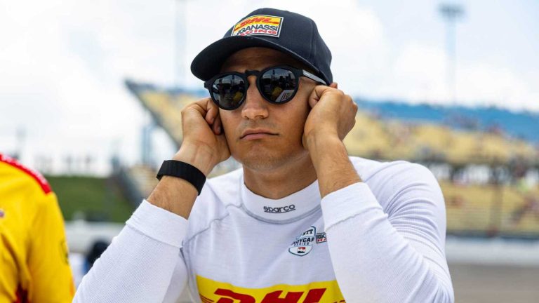 Palou continues historic IndyCar season with win at Iowa Speedway