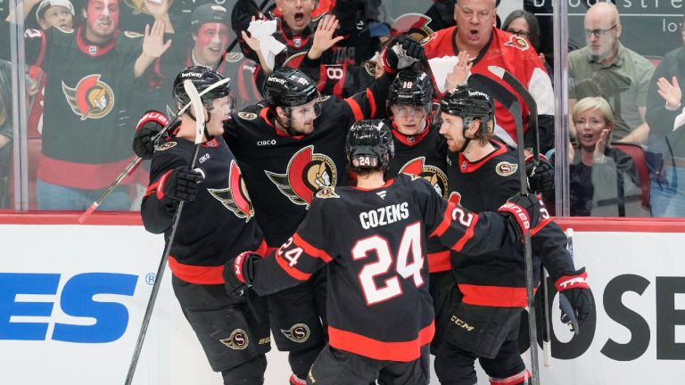 Senators choose to run it back with young core in free agency