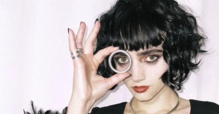 Sir Chloe Unveils New Song ‘Passenger’