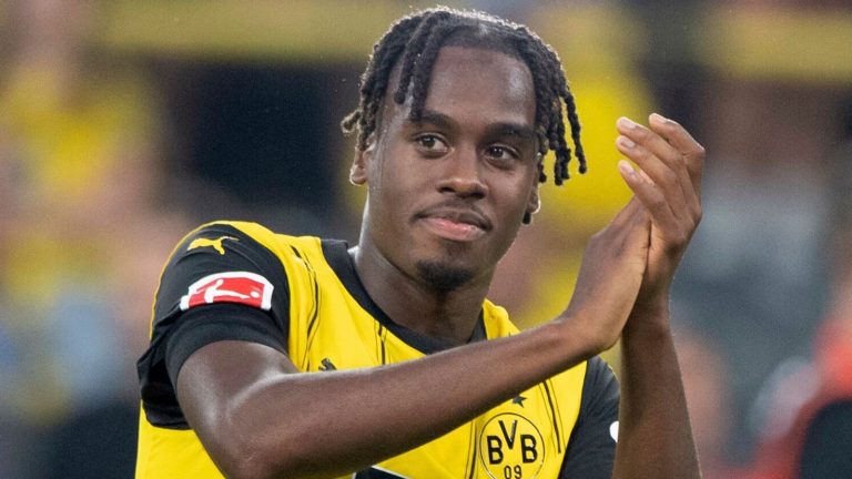 Jamie Gittens transfer news: Chelsea sign Borussia Dortmund forward in £51.5m deal | Football News