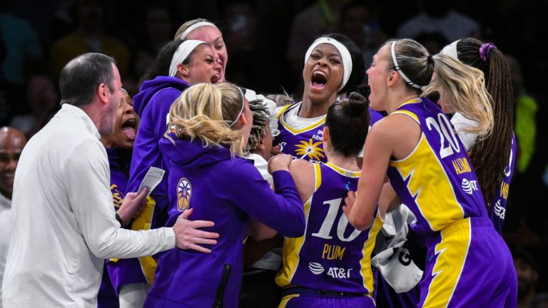 Sparks keep rolling toward playoff spot with win vs. Liberty