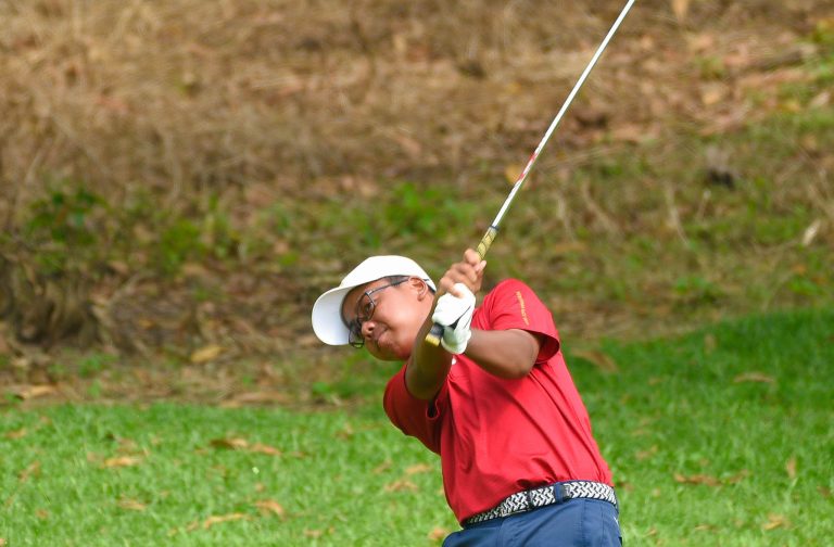 Tambalque seizes one-shot lead; Edoc six ahead