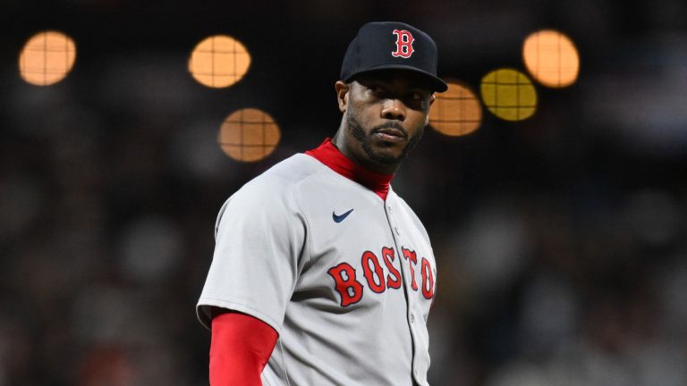 Three potential landing spots for Red Sox reliever Aroldis Chapman