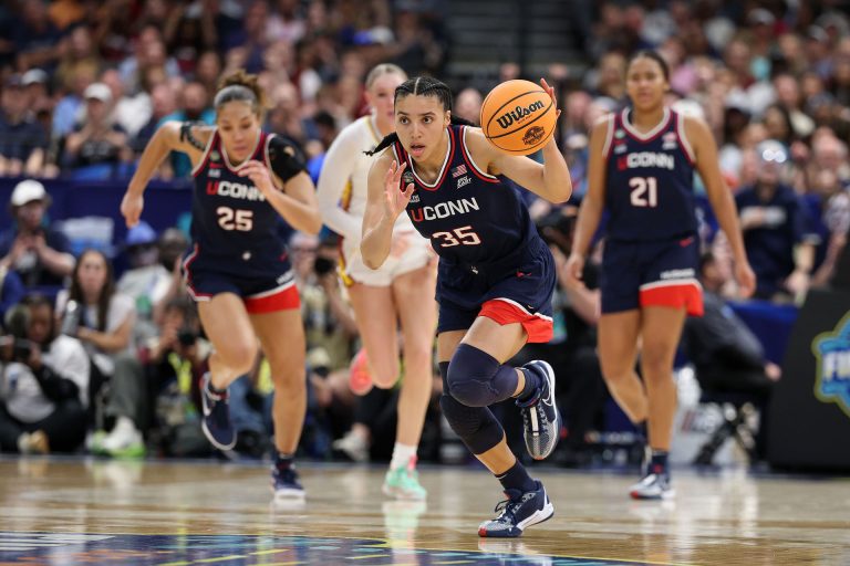 UConn star Azzi Fudd nails half court shot while Olivia Miles, Hannah Hidalgo & more show their metal at Unrivaled’s 2025 Summit
