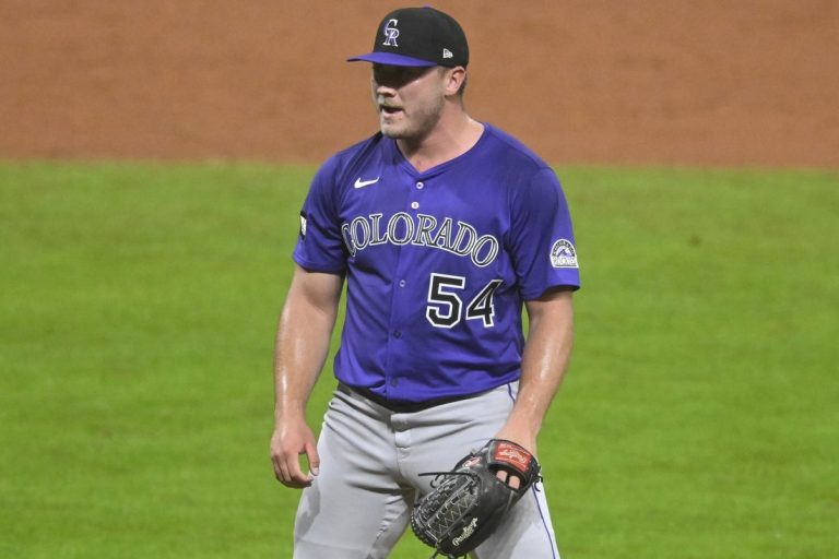 Rockies lose pitchers Seth Halvorsen (elbow), Antonio Senzatela (finger)