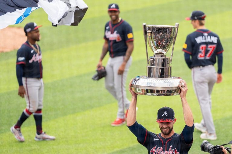 Eli White smacks two HRs as Braves beat Reds in Speedway Classic