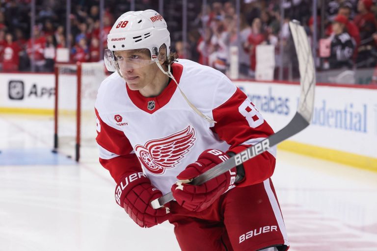 3x Stanley Cup champion Patrick Kane makes his thoughts clear about Blackhawks’ Connor Bedard