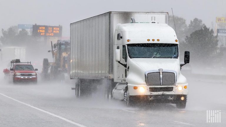 Freight market’s ‘holding pattern’ continues in July
