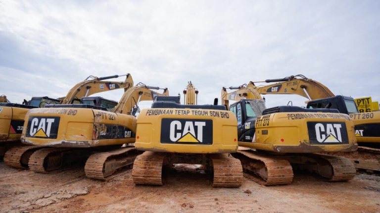 Rising Tariffs Undercut Caterpillar’s Q2 Performance Even As Order Backlog Swells By $2.5 Billion