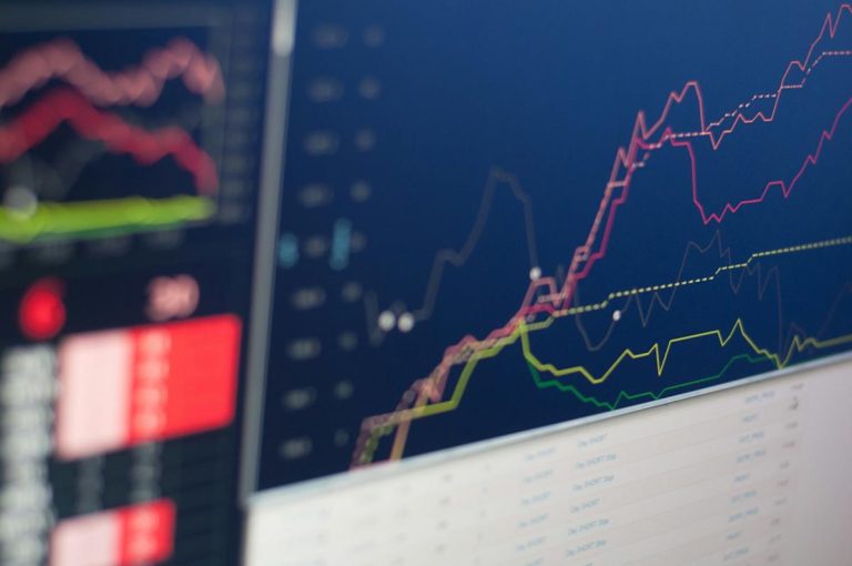 Jim Cramer Says “Best Buy Would Benefit From the Biggest PC Cycle in Years”