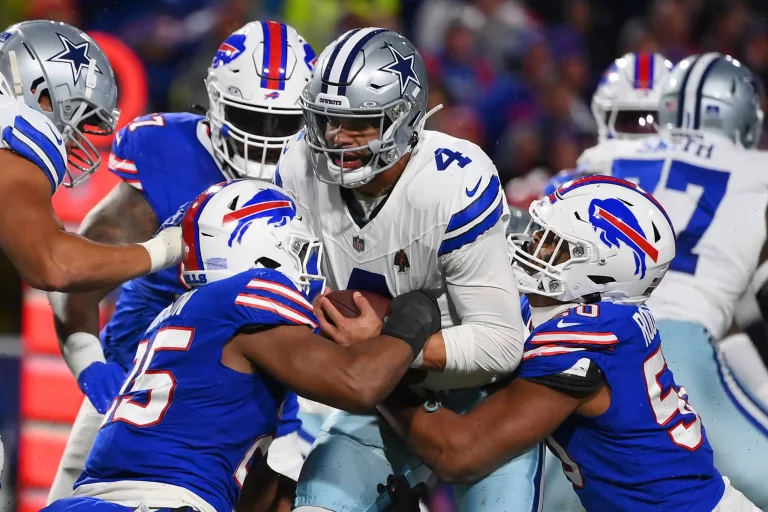 Former NFL GM Proposes Blockbuster Bills, Cowboys Trade