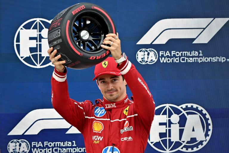 Leclerc on pole as McLaren blown away by changing wind