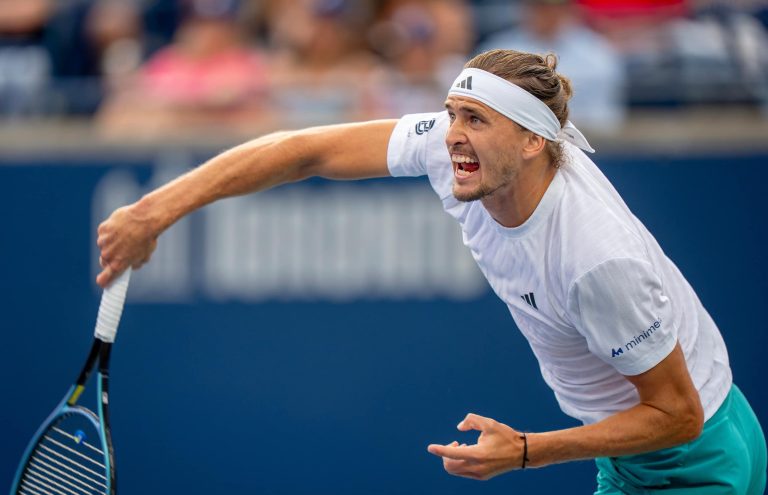 Top seed Zverev beats defending champ Popyrin to reach semis