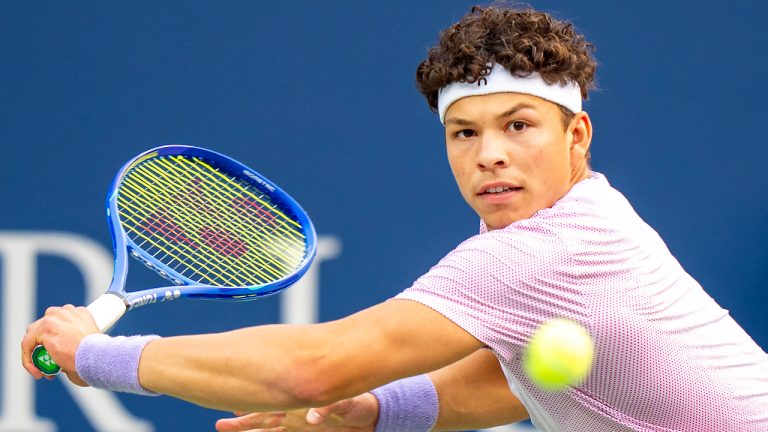 Big-hitting Ben Shelton advances to National Bank Open quarterfinals