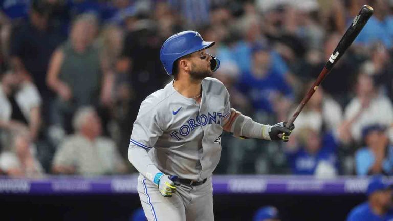 Altitude adjustments no issue for Blue Jays in blowout win over Rockies