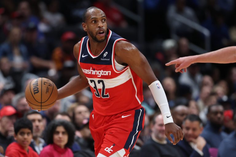 Latest Odds Show Betting Favorites To Land Khris Middleton