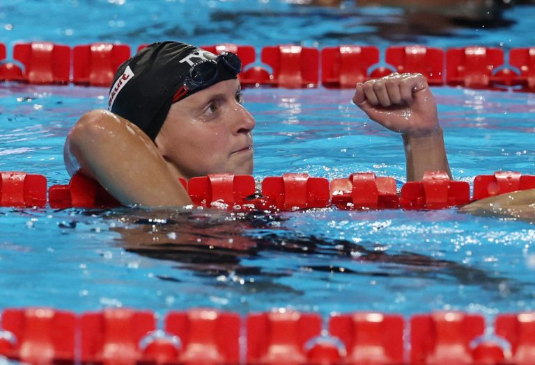 Katie Ledecky’s reign at 800 meters continues at worlds