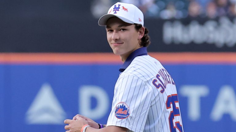 Islanders sign top pick of 2025 draft