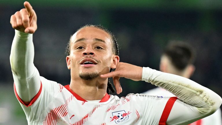 Alejandro Garnacho, Xavi Simons transfer news: Chelsea aiming to sign Man Utd and RB Leipzig forwards this summer | Football News